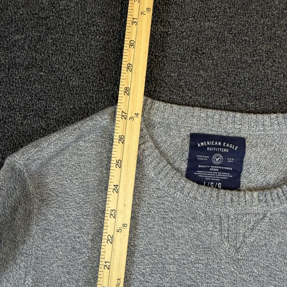 American Eagle Sweater Mens Large Crew Neck Grey Navy Blue Striped EUC